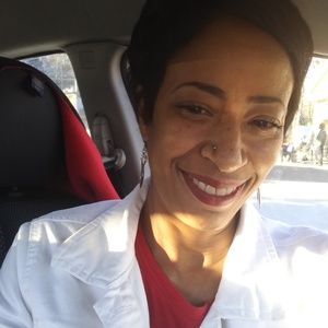 Meet your Posher, Sharon